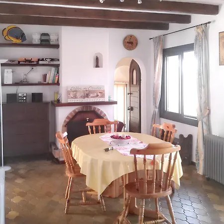 Charming In L'escala, Private Pool And Sea View Villa
