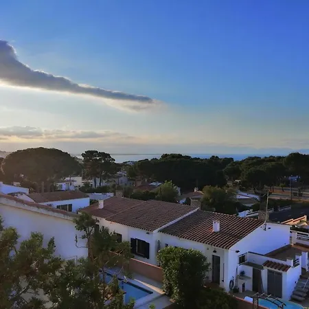 Charming In L'escala, Private Pool And Sea View Villa *