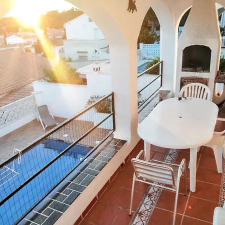 Villa Charming In L'escala, Private Pool And Sea View L' Escala