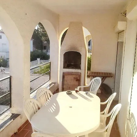 Charming In L'escala, Private Pool And Sea View Villa